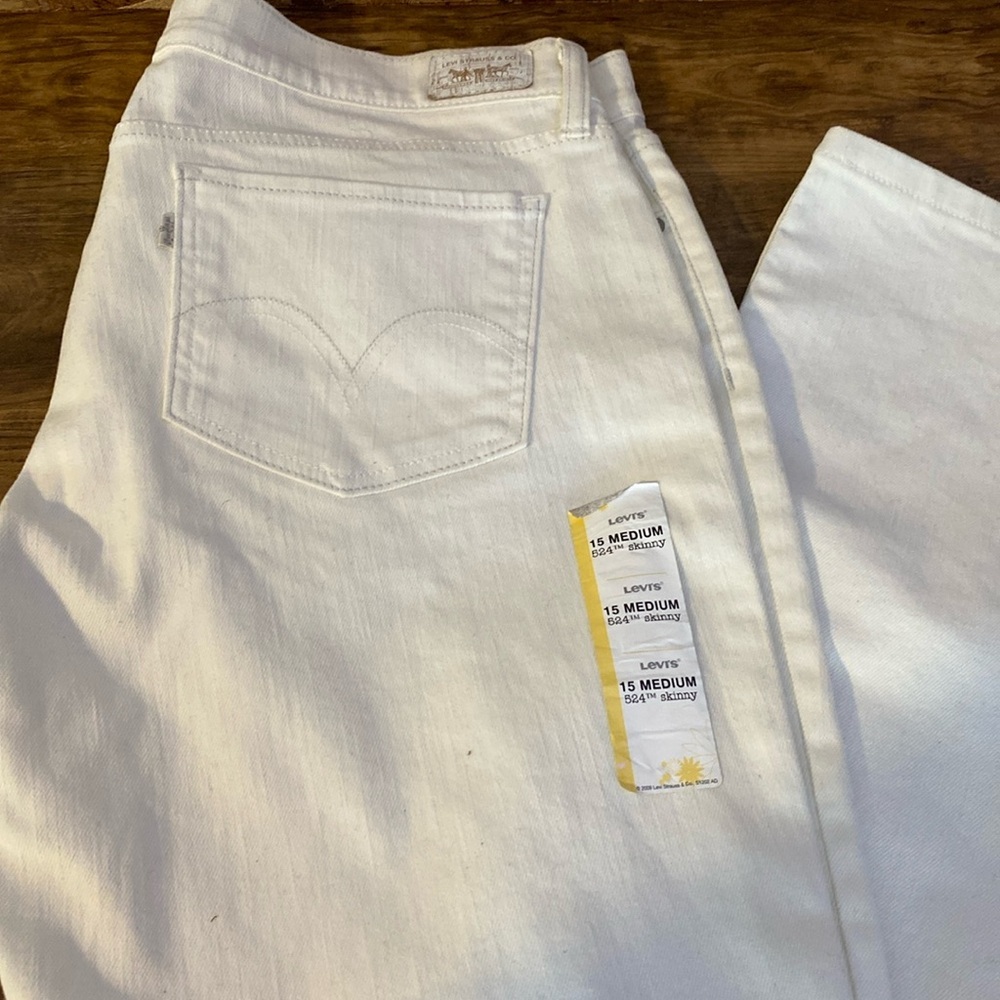Levi jeans‎